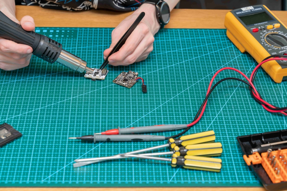 technician engineer in workshop repairman is sold 2022 11 15 02 29 45 utc